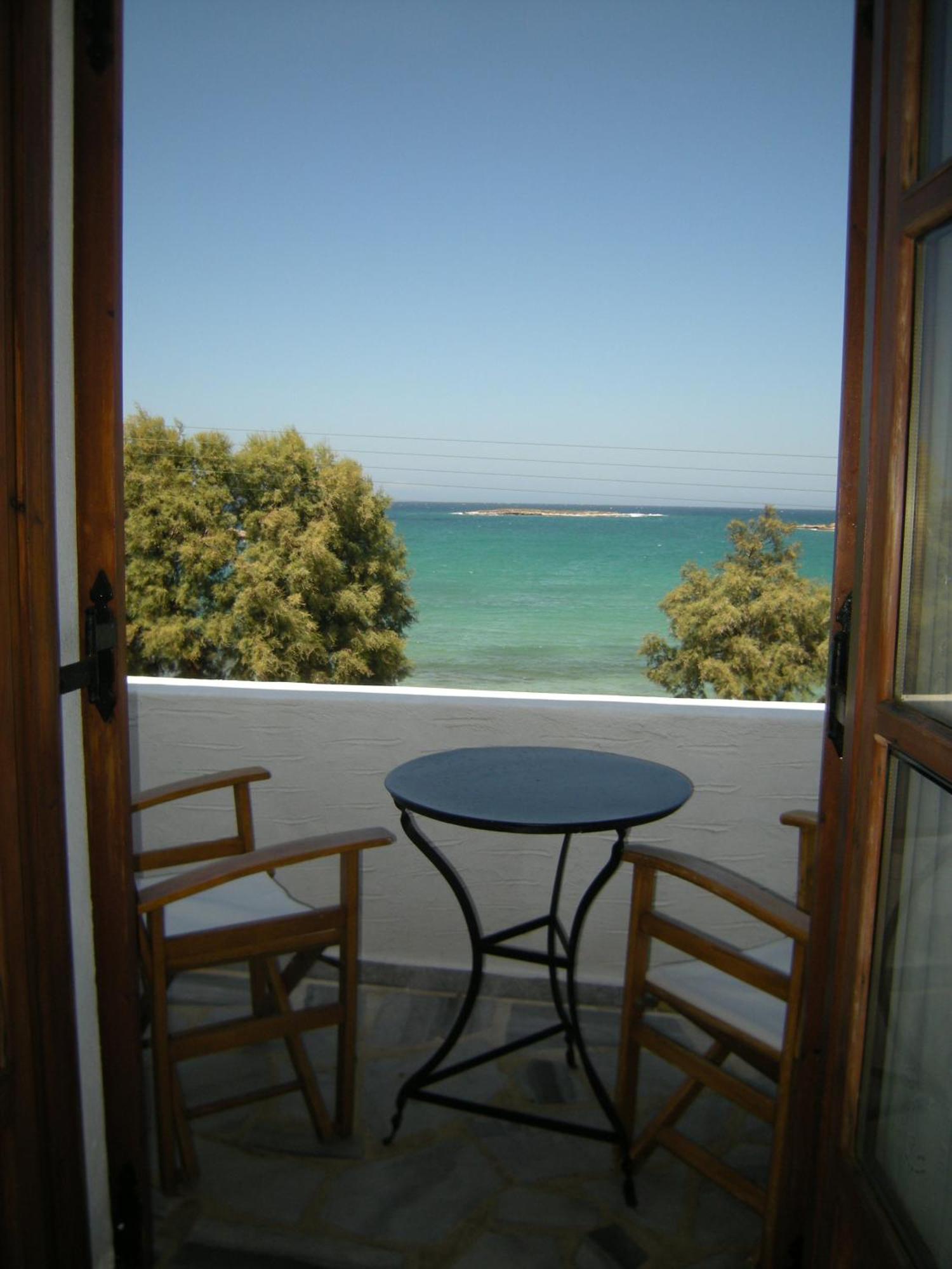 Roussos Beach Hotel Nausa Zewnętrze zdjęcie