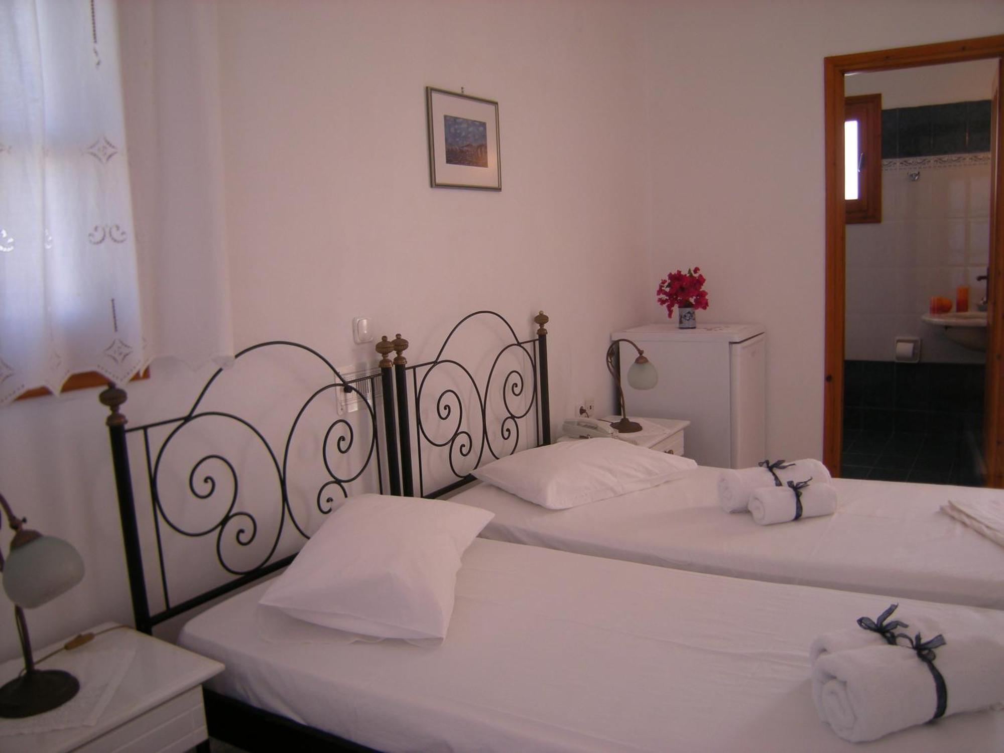 Roussos Beach Hotel Nausa Pokój zdjęcie